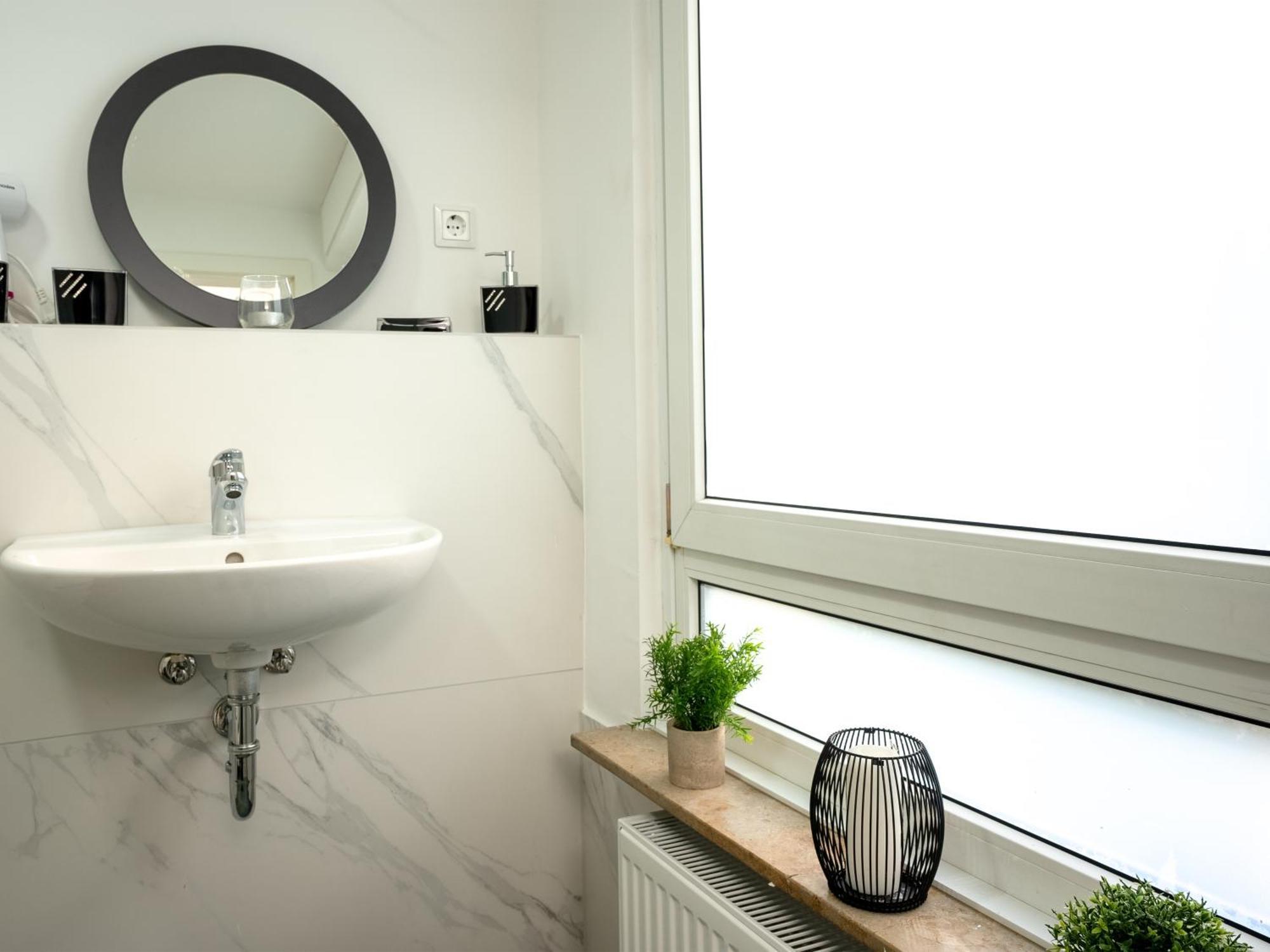 Serviceroom24 - Apartment 4 In Herten Wlan - Smart-Tv - 24-7 Check-In Und Kueche Eksteriør bilde